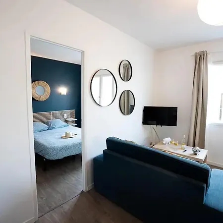 Centre Village, Clim Et Parking Gratuit * Aigues-Mortes